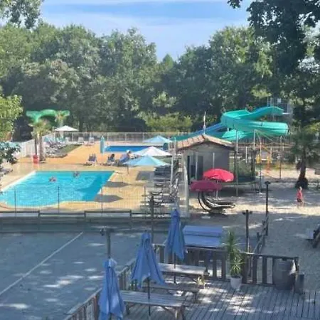 4 Etoiles - Piscine - Eehafi Camping *