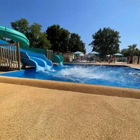 4 Etoiles - Piscine - Eehafi *
